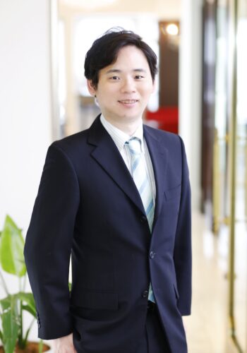 代表 税理士 丸岡稔弘